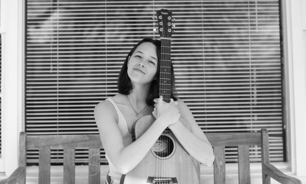 Alyse with acoustic guitar